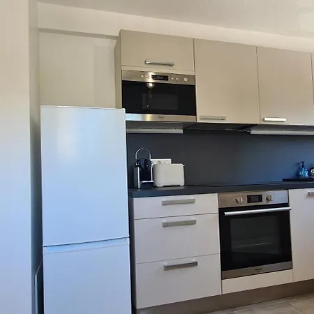 Appartement Le Ptit Ecrin Du Lerins