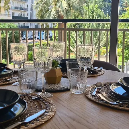 Appartement Le Ptit Ecrin Du Lerins Cannes