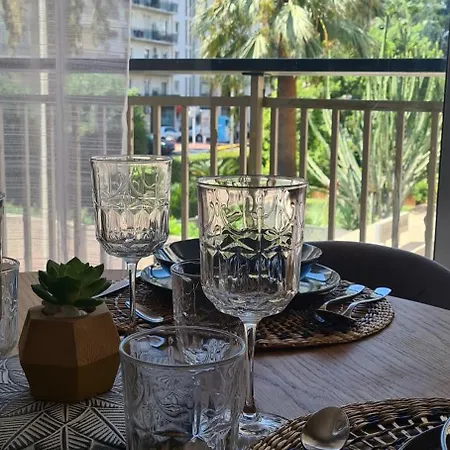 Appartement Le Ptit Ecrin Du Lerins