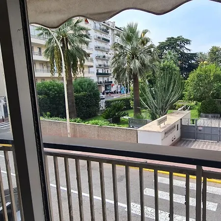Apartman Le Ptit Ecrin Du Lerins *