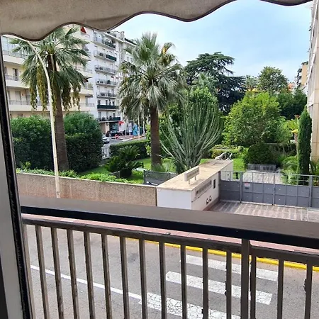 Le Ptit Ecrin Du Lerins Lägenhet *